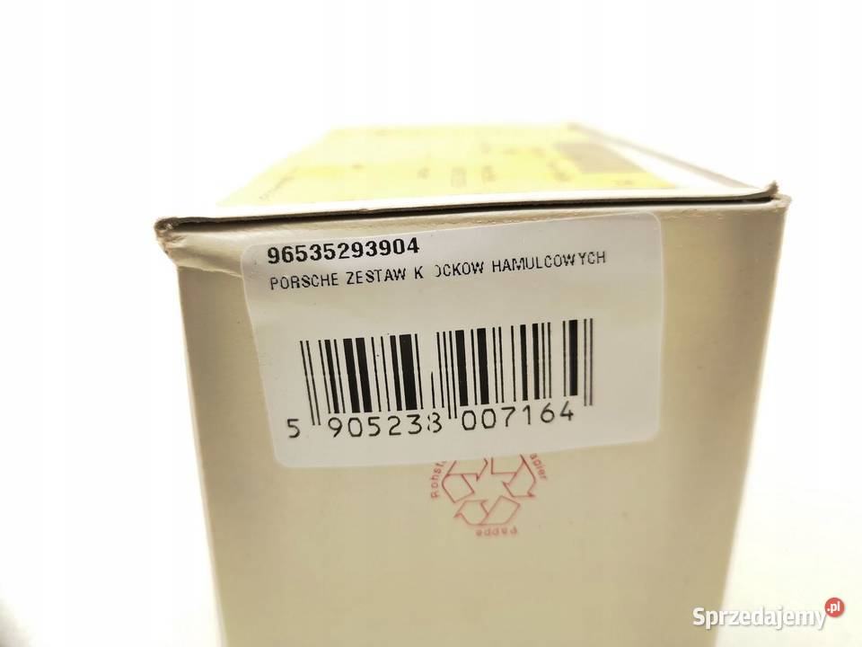 KLOCKI HAMULCOWE TYŁ PORSCHE CARRERA 911 9397