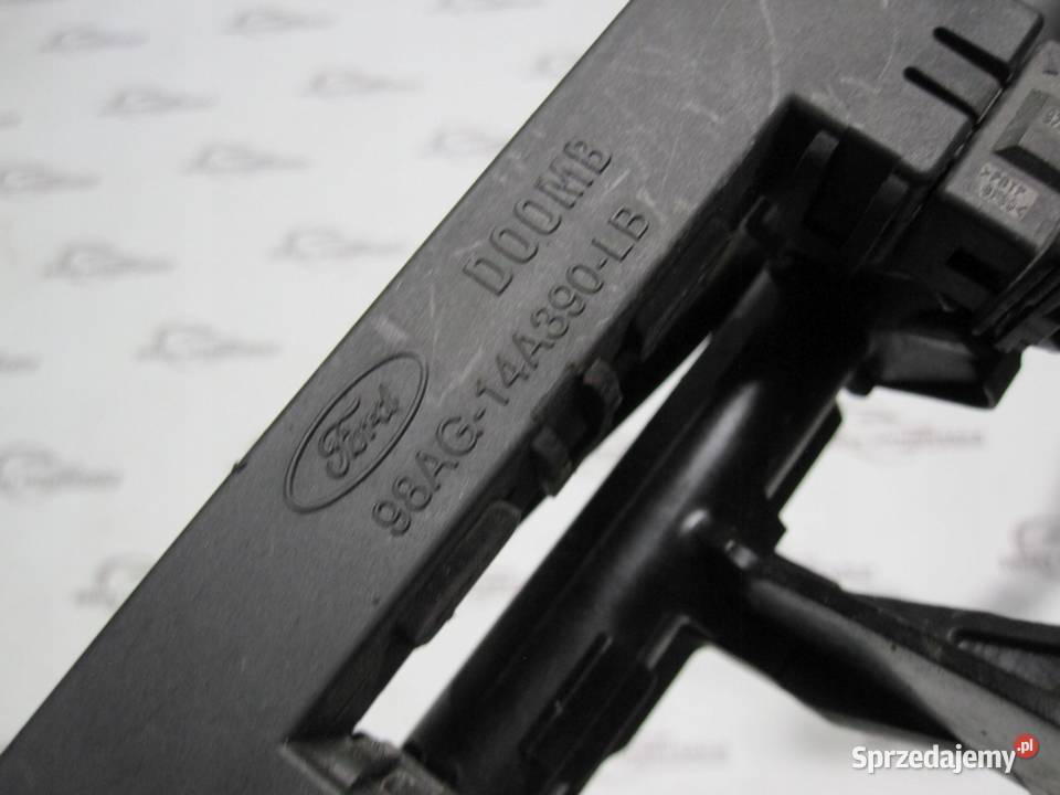 FORD FIESTA VII LIFT 125 B SNJA SNJB 82 listwa Osłony i zaślepki sprzedam