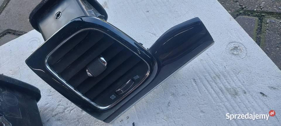 Kratka nawiewu dekor JEEP GRAND CHEROKEE IV WK2 Rok produkcji 2018 Szczecin sprzedam