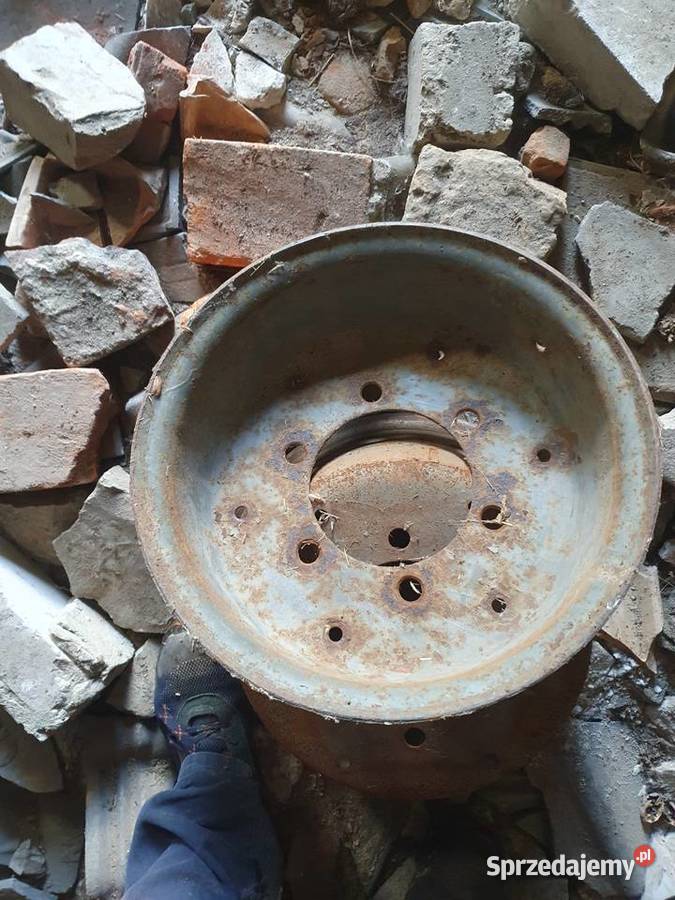 Felgi do przyczepy 153x10 d47 d46 d35 Rozkopaczew sprzedam