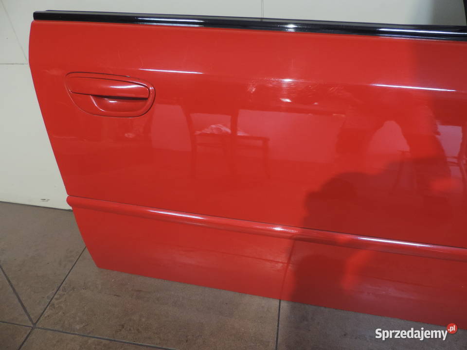 DRZWI PRAWE PRZÓD SUBARU LEGACY IV BP9 KOMBI 33J osobowe Drzwi Nowy Sącz