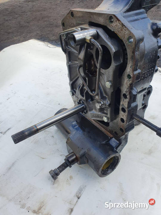 Valtra T160 Zwolnica Zwrotnica Półoś Skrzynia Jastrzębniki sprzedam