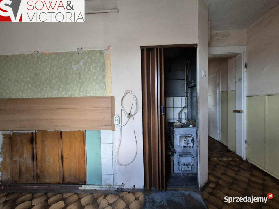 Mieszkanie o powierzchni 4850 m 2 do remontu 1835zł/m2 Mieroszów