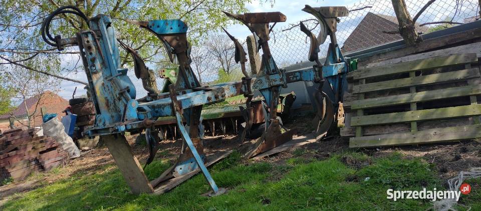 Pług obrotowy 3 skibowy Pługi Częstochowa
