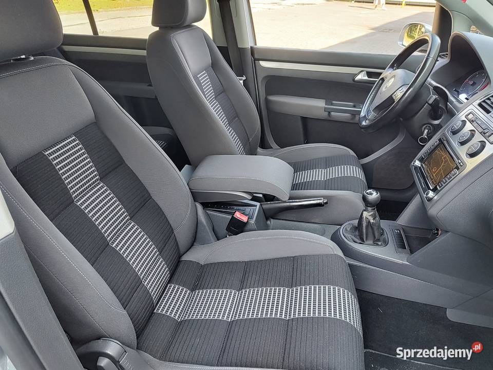 VW TOURAN 7 OSOBOWY Touran Leszno