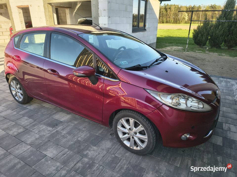 Ford fiesta MK7 podgrzewana przednia szyba Stanin
