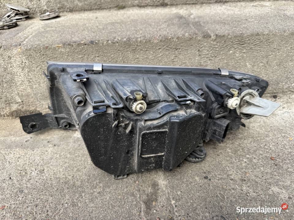 Lampa przód lewa Skoda Fabia I osobowe wielkopolskie sprzedam