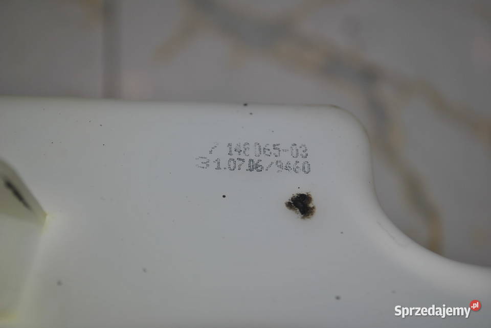Zbiornik płynu do spryskiwaczy BMW E60 E60 LCI Poręba