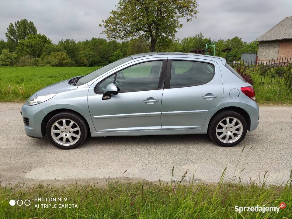 Peugeot 207 2010r 14 benzyna 75 Rzeszów