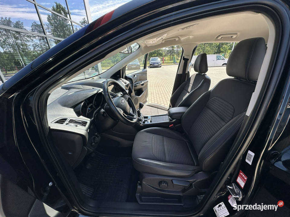 Ford Kuga ElKlapa Półskóra LED Xenon Kamera serwisowany w ASO sprzedam