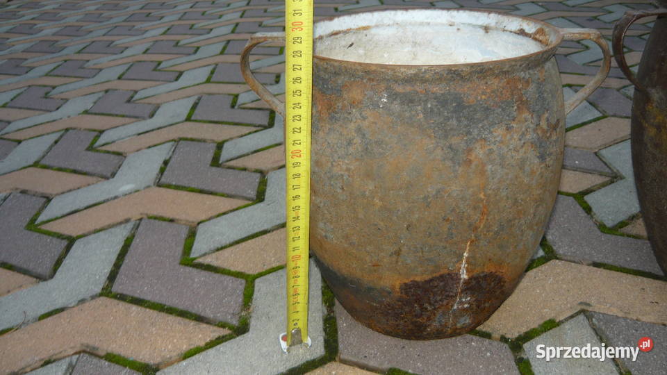 Stary żeliwny gar garnek sagan PRL duży mały podlaskie Sokółka sprzedam