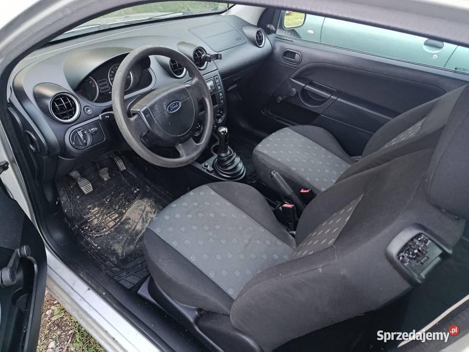 Ford Fiesta 13 bLPG 2004 r Zakrzówek