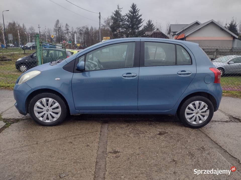 Toyota Yaris II 10 Benzyna 2007 Zarejestrowany w Polsce Toyota Jasło sprzedam
