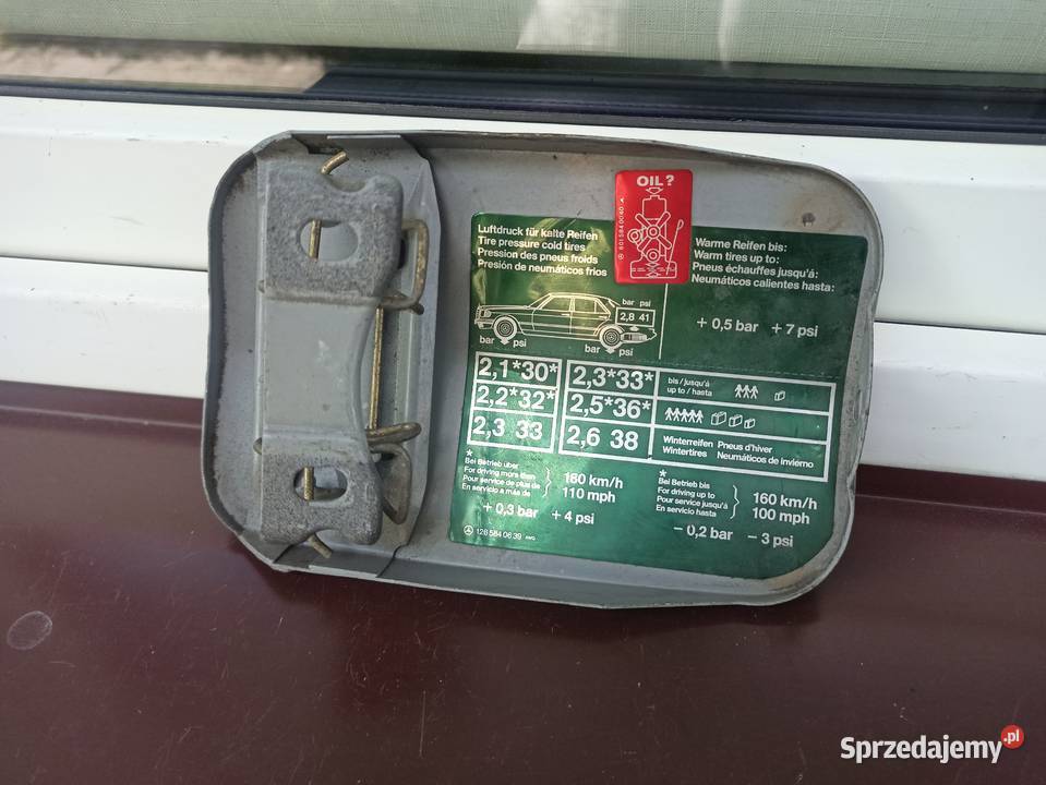Mercedes W126 klapka wlewu paliwa S klasa osobowe Sieradz sprzedam