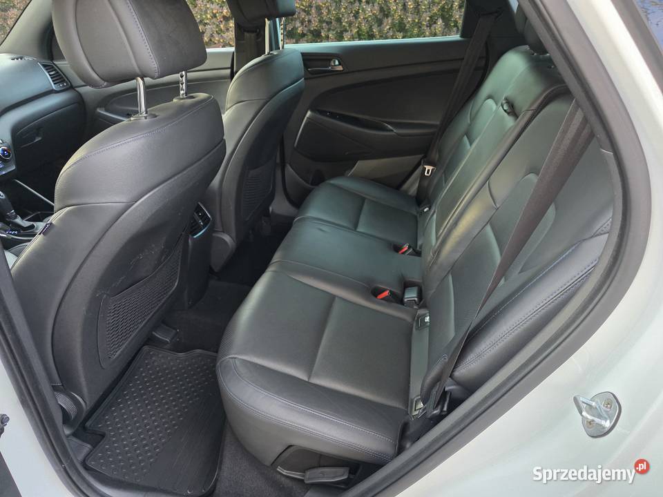 HYUNDAI TUCSON 16T BENZYNA 177 4X4 AUTOMAT FULL Lublin sprzedam