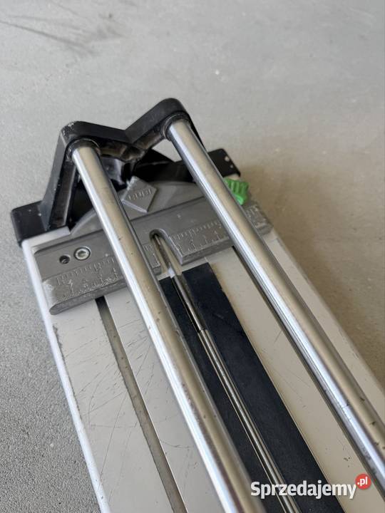 Przecinarka ręczna do glazurypłytek RUBI Sarzyna