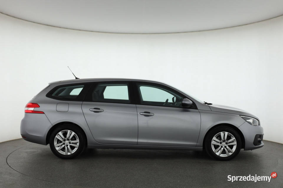 Peugeot 308 15 BlueHDi pełny VAT Piaseczno