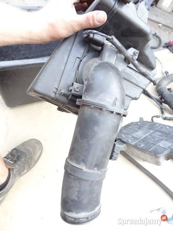 OBUDOWA FILTRA POWIETRZA KUGA MK1 20 TDCI wielkopolskie