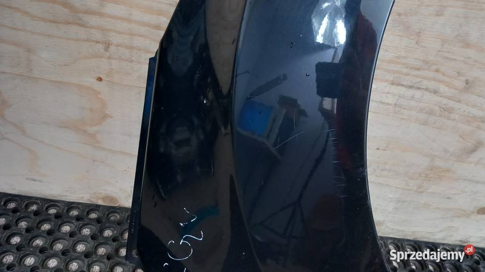 FORD FIESTA MK7 BŁOTNIK PRZÓD PRAWY D9 osobowe