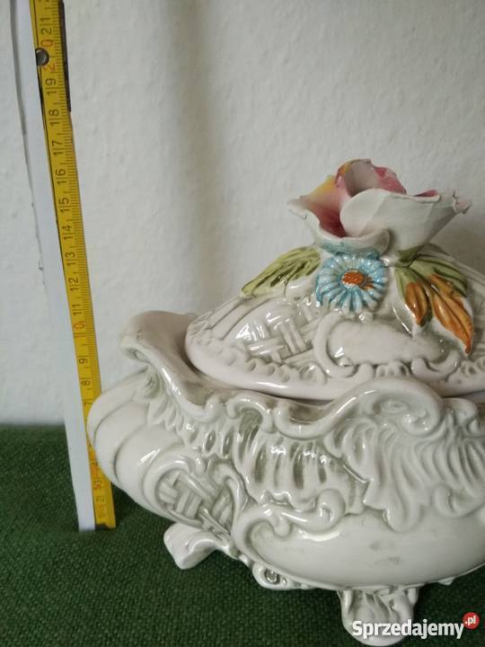 Piękna bomboniera Antyki, Sztuka, Kolekcje Ropa