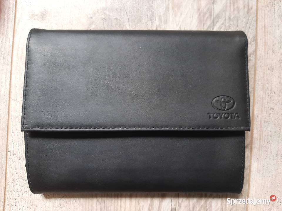 Yaris Cross Hybrid książka serwisowa nowa