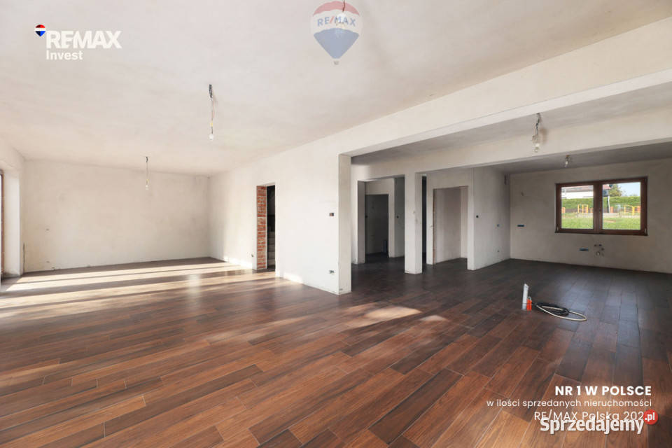 Dom z poddaszem użytkowym 175m2 Bulowice