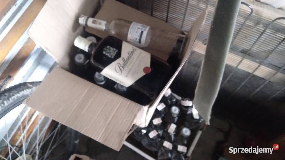 Butelki i nakretki małopolskie