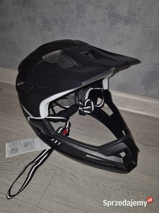 Kask rowerowy pełno twarzowy tytanowy Nowy 5862