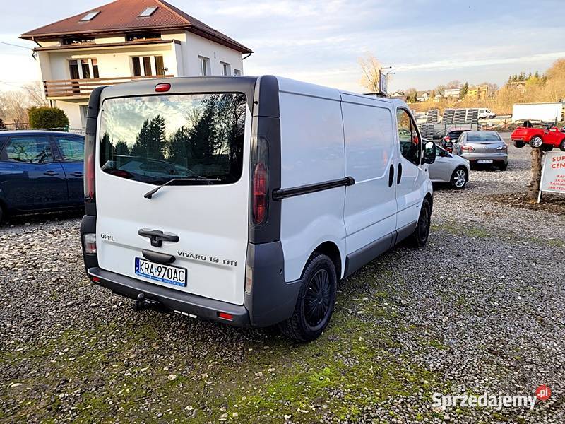 Niezawodny dostawczak Furgony Słomniki