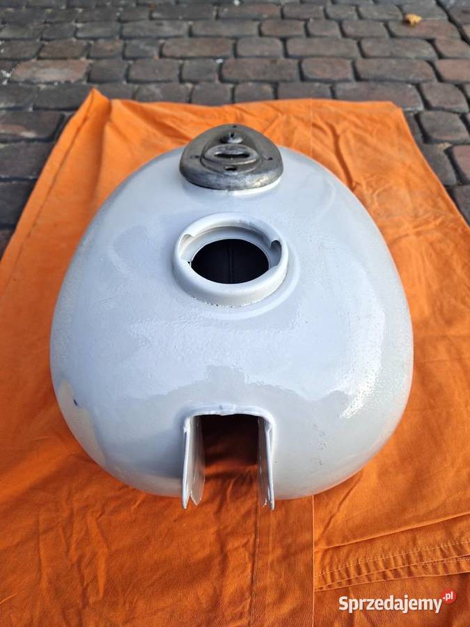 Zbiornik paliwa Jawa 250350 ze stacyjką z Pozostałe Stanisławów