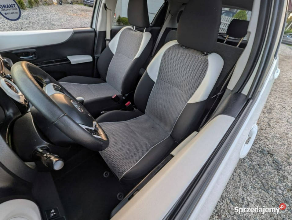 Toyota Yaris III 20112019 biały Kamienna Góra