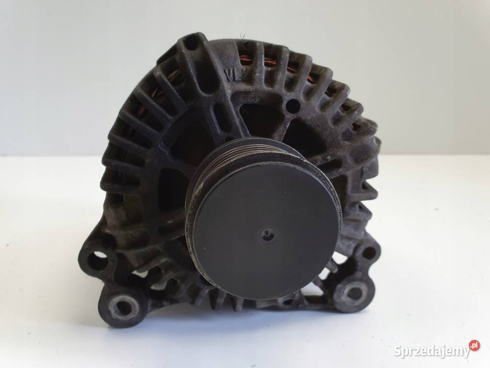 VW Golf V 19 TDI ALTERNATOR valeo 06F903023C Janów
