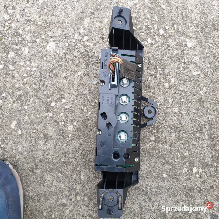 RENAULT TWINGO I WYSWIETLACZ 01R Łochowice