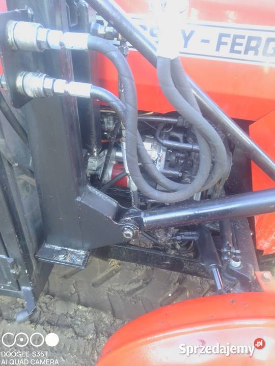 Massey Ferguson 235