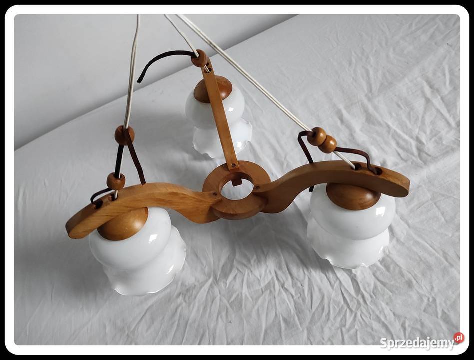 Lampa sufitowa z trzema kloszami drewno inny kolor Płock