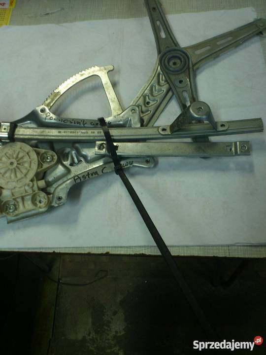 Podnośnik szyby lewy z silnikiem Opel Vectra C osobowe Gdynia
