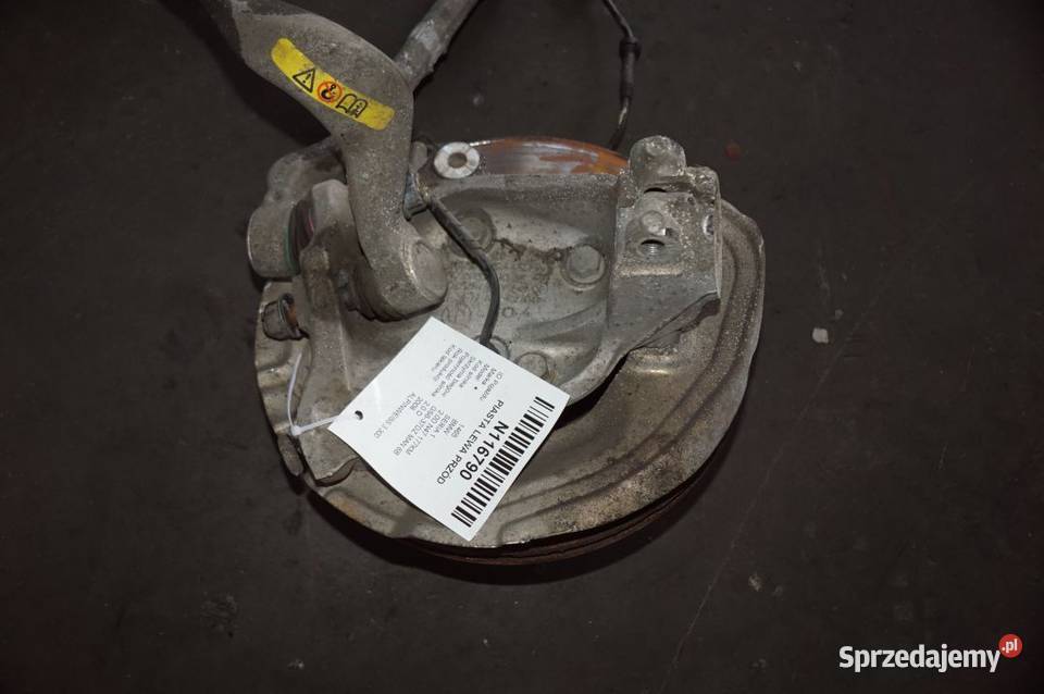 BMW SERIA 1 E82 PIASTA LEWA PRZÓD