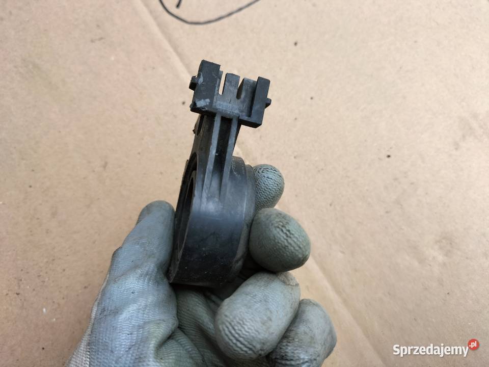 UCHWYT ZAWORU PODCIŚNIENIA CIŚNIENIA VW POLO 9N