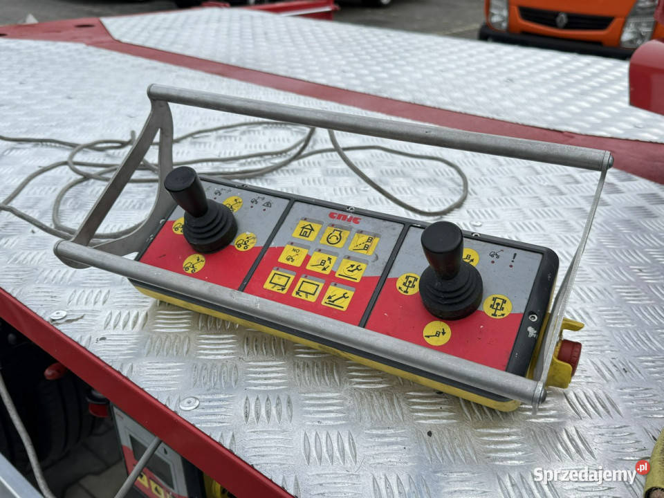 Nissan Cabstar Podnośnik Koszowy 25m CMC PLA 250 diesel Widełki