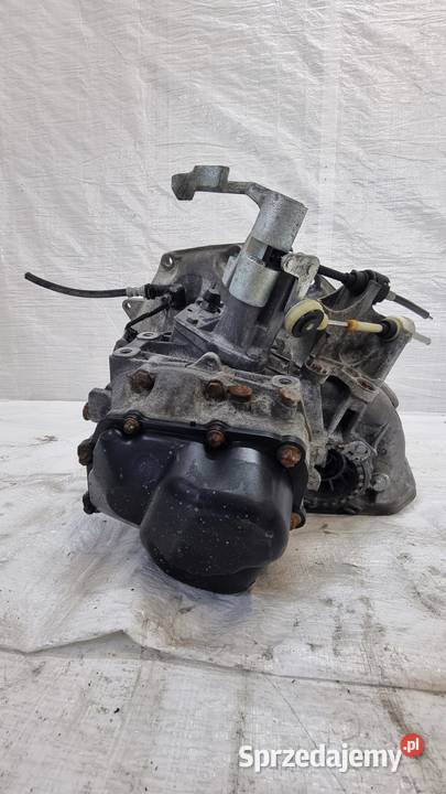 SKRZYNIA BIEGÓW OPEL VECTRA C 18 F17W419 osobowe