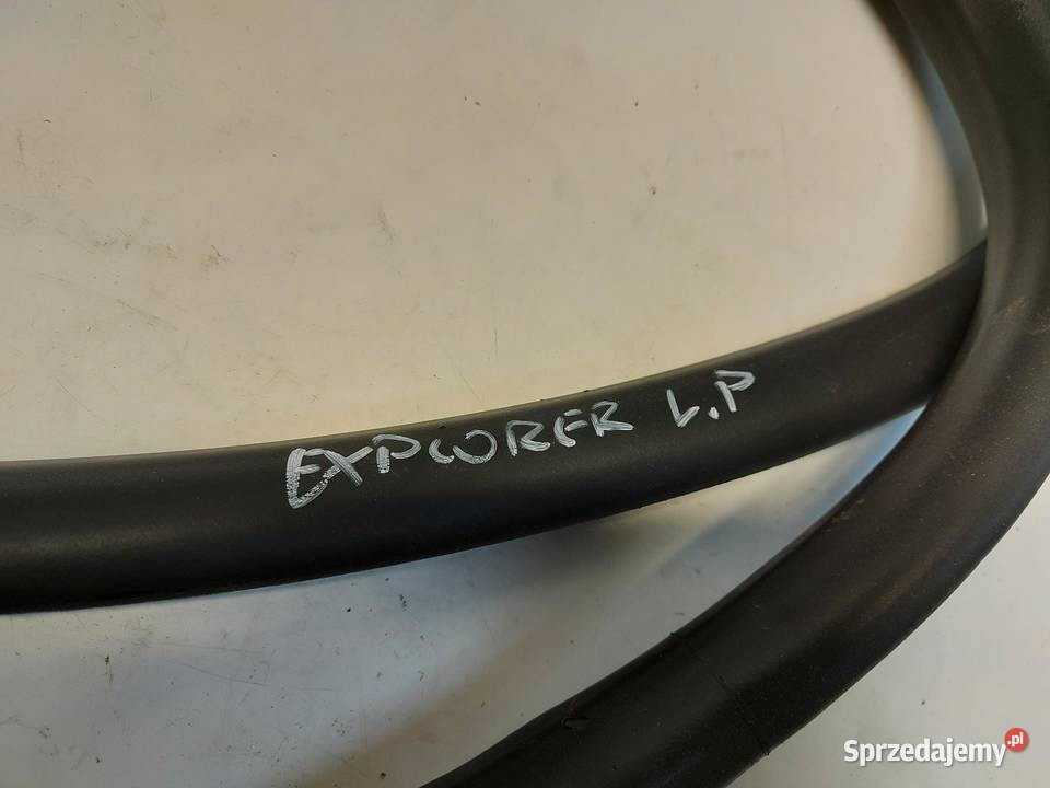 Ford Explorer VII R2KB USZCZELKA LEWY PRZÓD