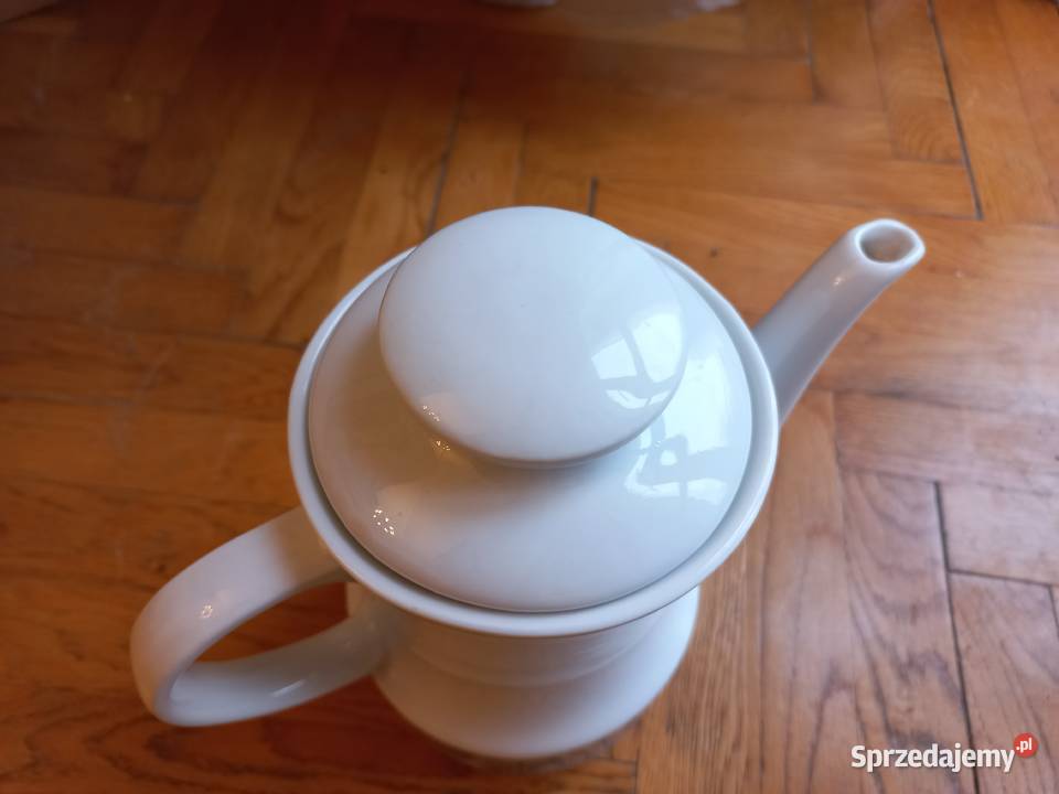 Stary czajniczek wawel Porcelana i szkło mazowieckie Piastów