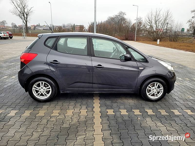 Oszczędny i przestronny samochodzik isofix Słomniki