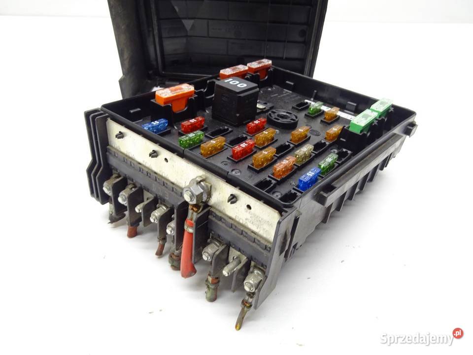 SKRZYNKA BEZPIECZNIKÓW BSI 3C0937125A VW PASSAT