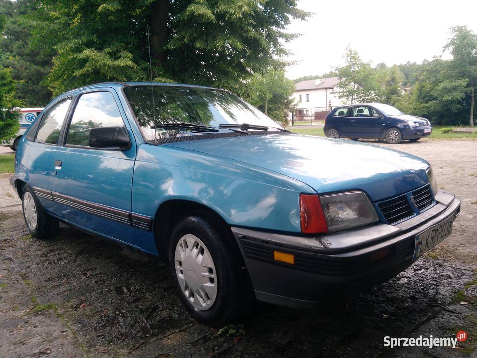 Pontiac Le Mans IV 16 74 54kW 1989 Rok produkcji 1989 lubelskie Zakrzówek