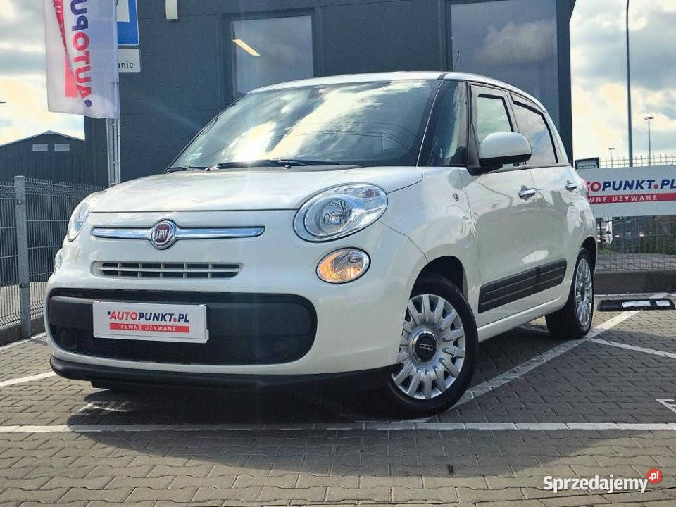 FIAT 500L 2017r Salon Niski przebieg Czujniki manualna Poznań sprzedam
