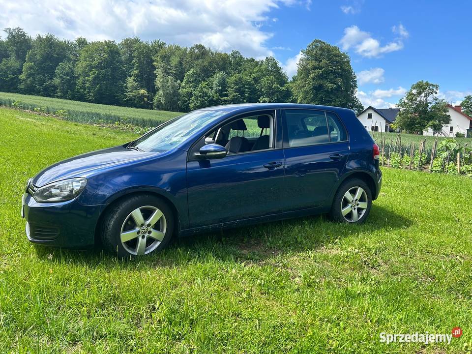 Sprzedam Golfa VI benzyna 16 MPI Kierlikówka