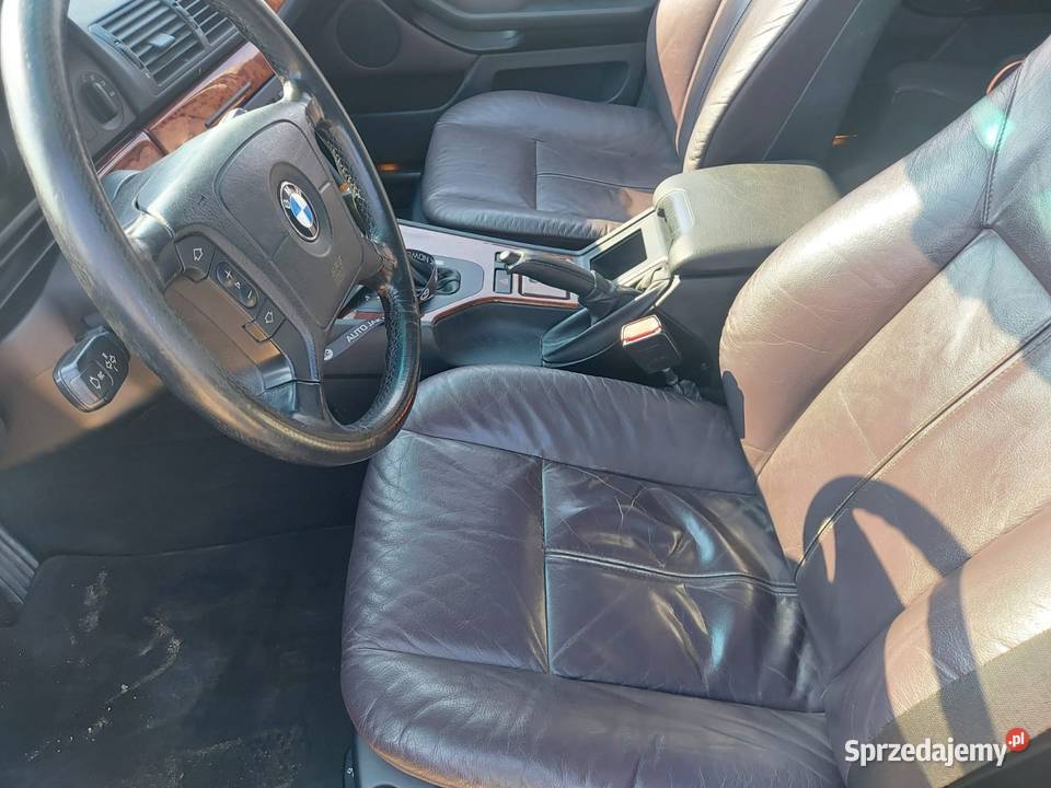 Sprzedam BMW e39 v8 benzyna Strzegom