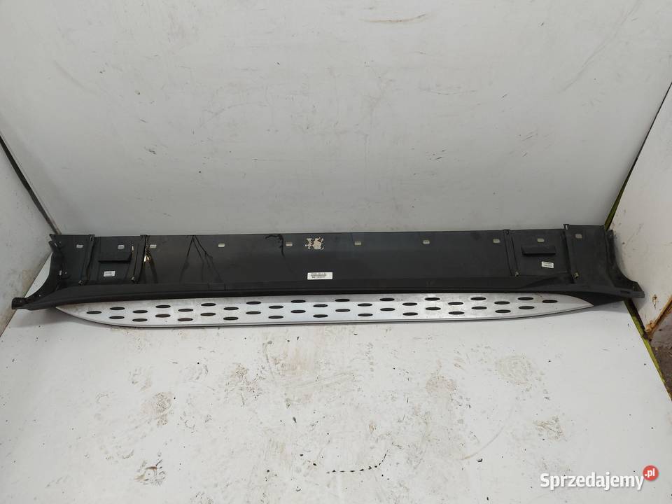 Mercedes EQC 400 W293 LISTWA PROGOWA PRAWA