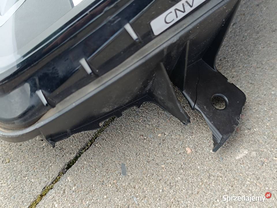 Lampa prawy przód Lynk Co 01 8888454525 osobowe sprzedam